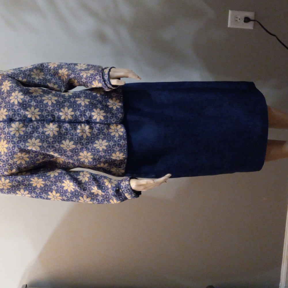 Adrianna Papell silk suit